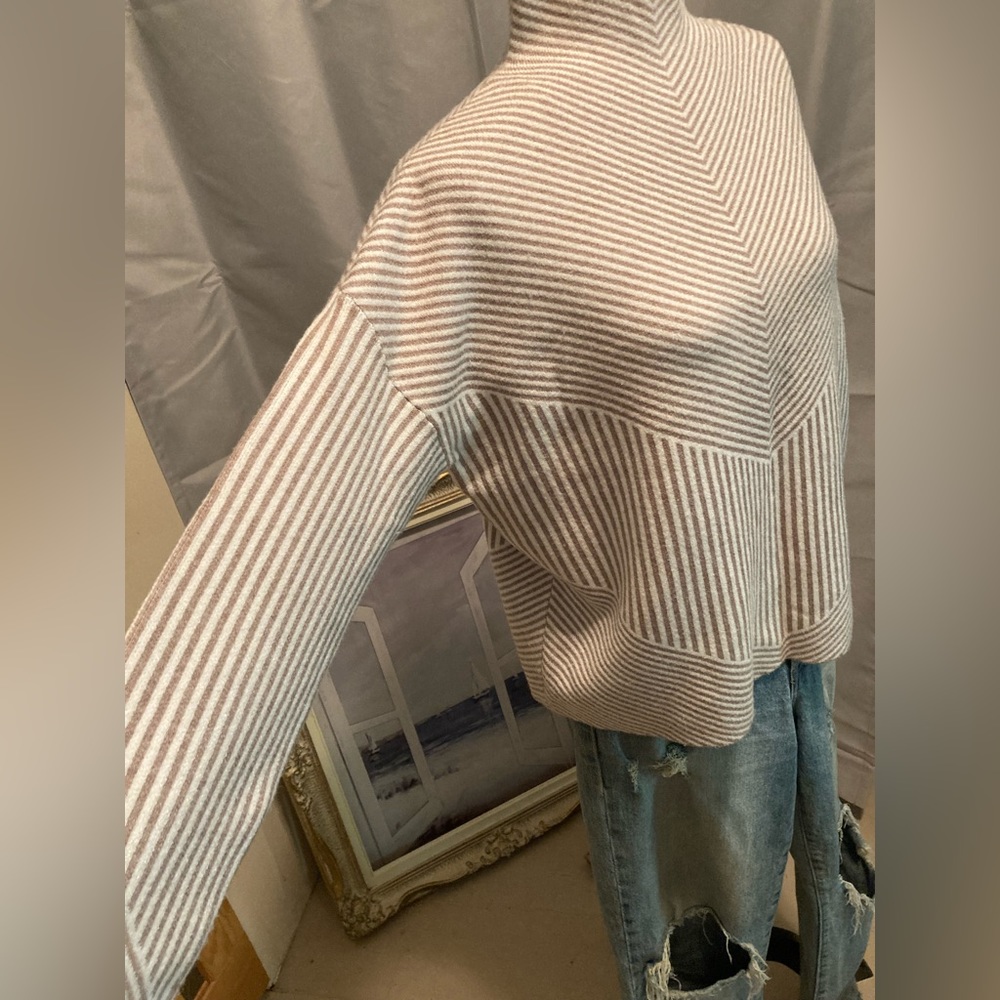 Cynthia Rowley patterned fine knit sweater (Large)